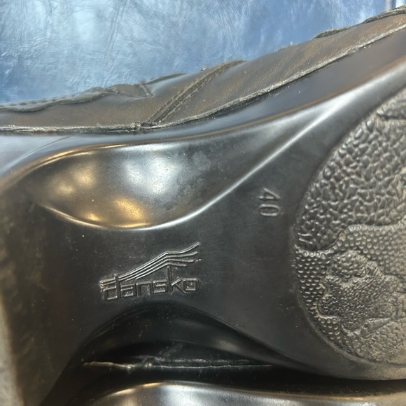 Dansko Black Embossed Clog Size 40 - Picture 7 of 7